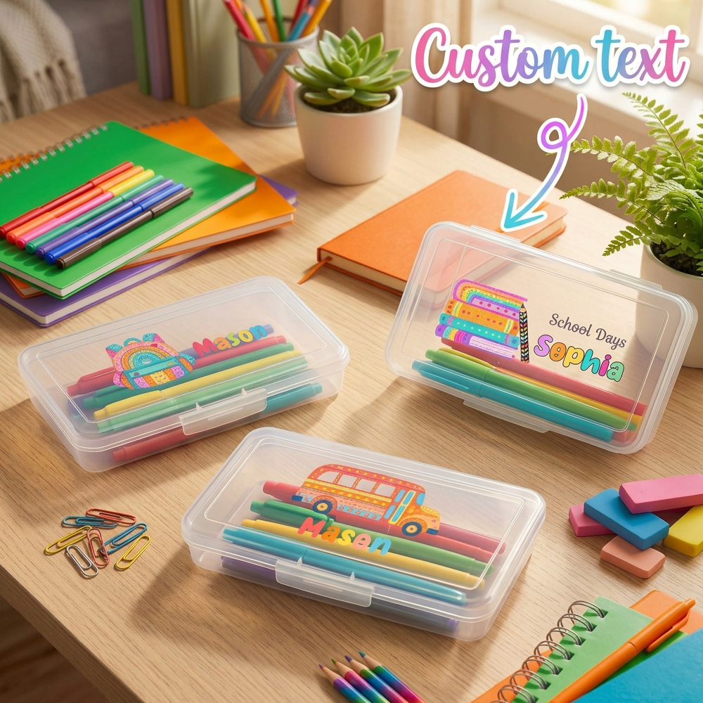 Personalized Name Box - 名前入りのオリジナルペンケース、透明プラスチック製の虹色の文房具ボックス。