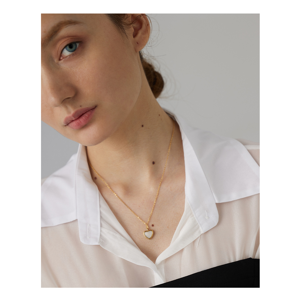 Yhpup ステンレス鋼ハートペンダントネックレスチェーンジ - Birth Flower Necklace のレビューと価格