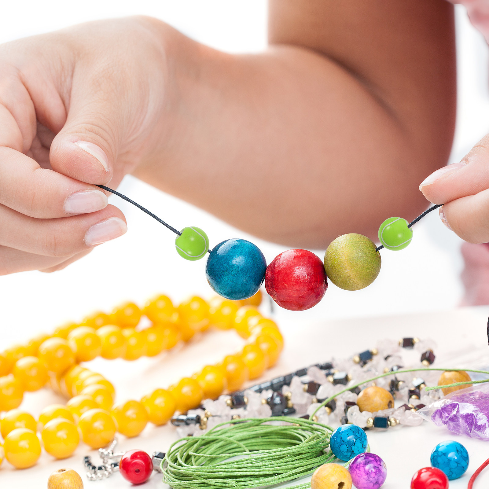 100個入り テニスボールビーズ DIYブレスレット作成用  - Coordinates Bracelet のレビューと価格